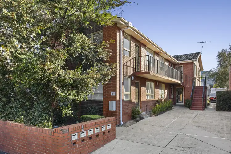 49 Rowena Parade