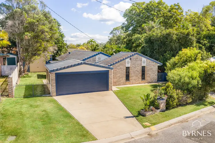 15 Yellowpatch Avenue