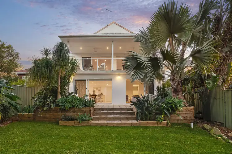 26 Parkes Street