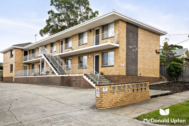 76 Waverley Street