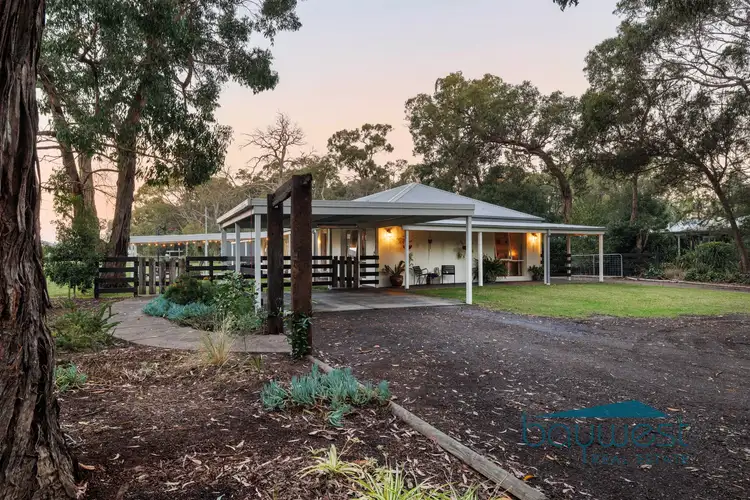 209 Hendersons Road