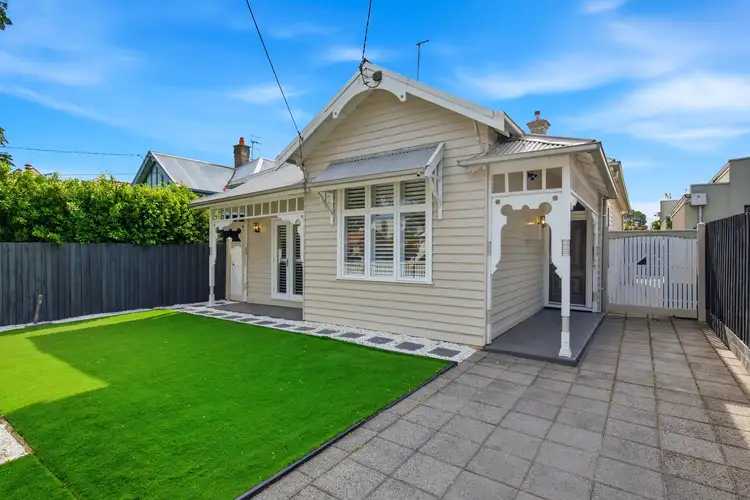 46 Mackay Street