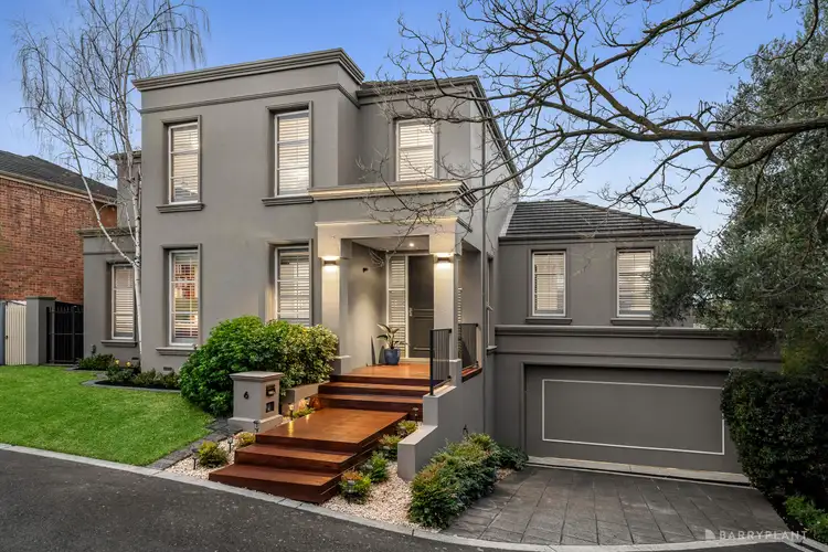 31 Oliver Road