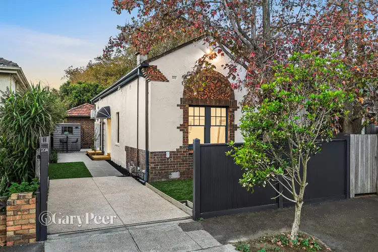 20A The Avenue