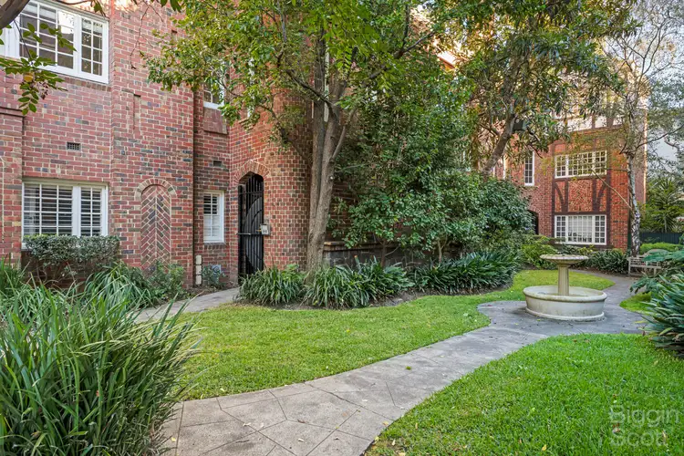 7 Eildon Road
