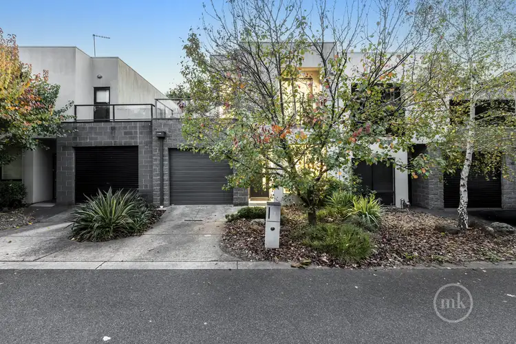 3 Diamond Boulevard