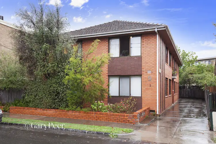 9 Daley Street
