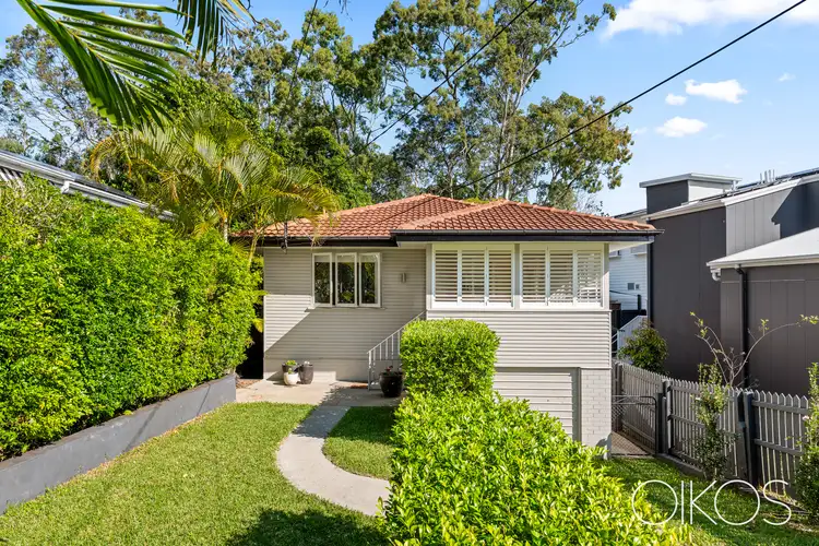 52 Chiswick Road