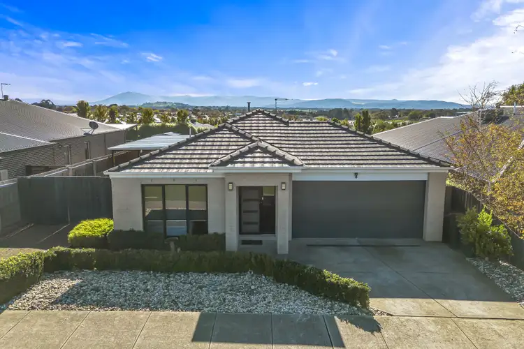 8 Morand Street