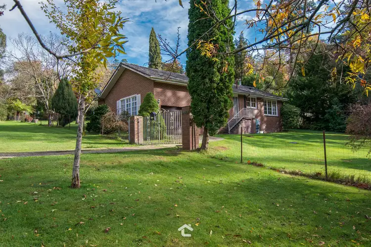 1391 Mount Dandenong Tourist Road