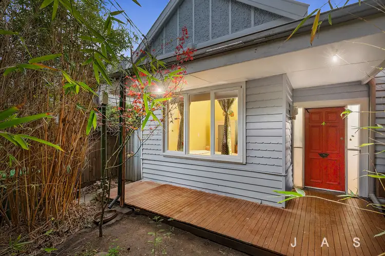 498 Barkly Street