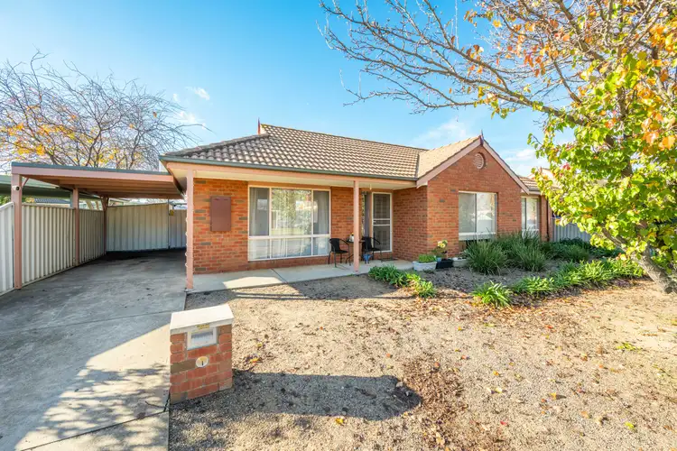 17 Helmer Street