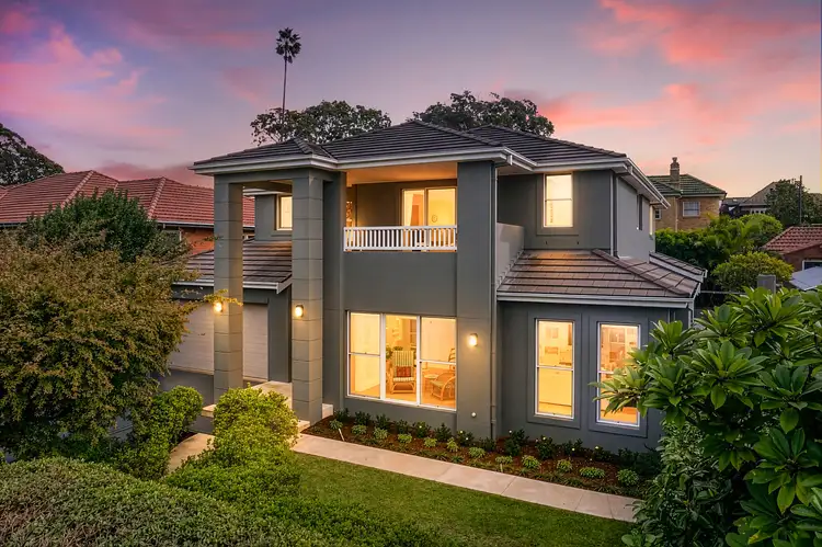 9 Seaview Street