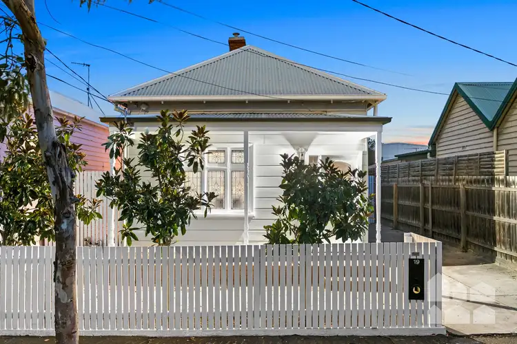 19 Frederick Street
