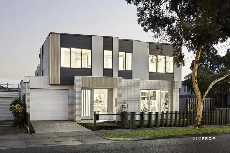 13 Woorite Place