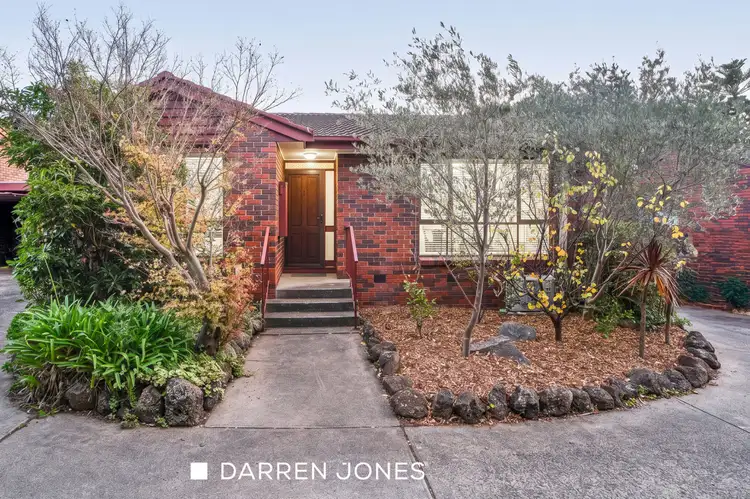 60 Warwick Road