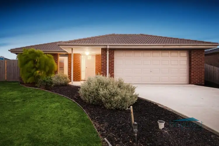 12 Ruby Avenue