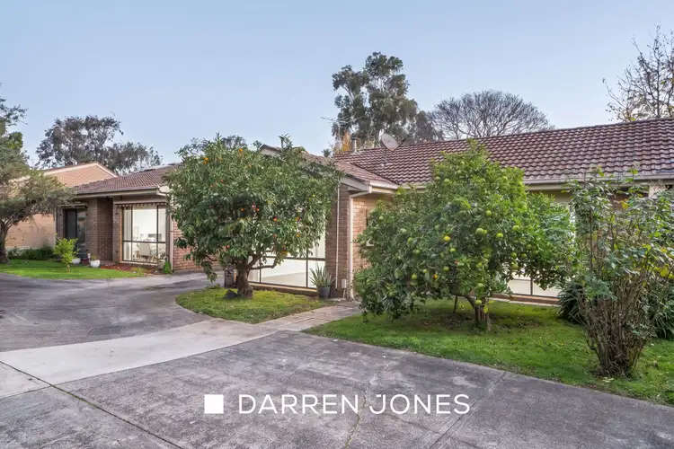 48 Warwick Road