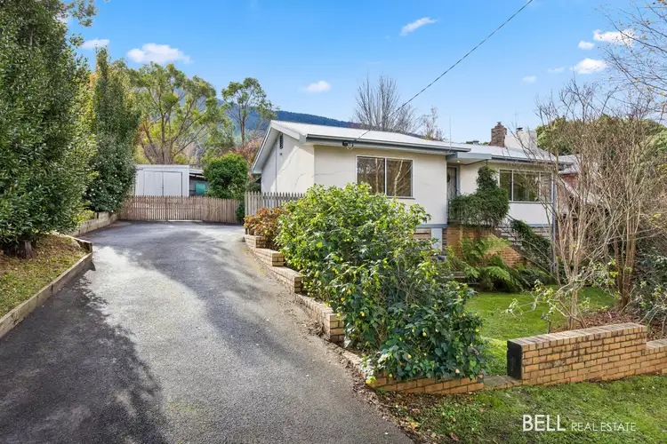 11 Comongin Avenue