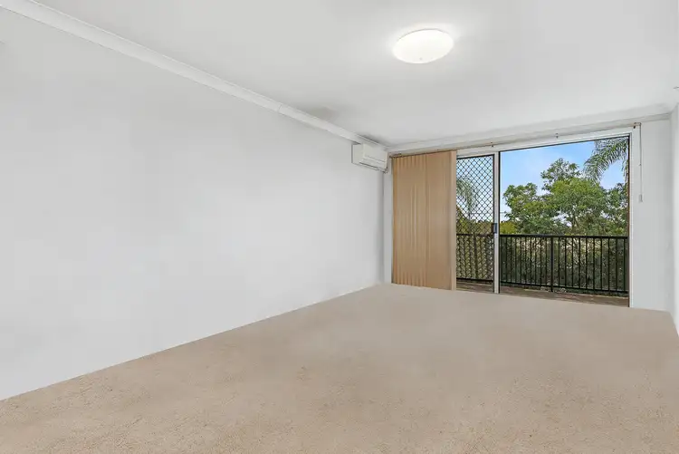 36 Dean Street