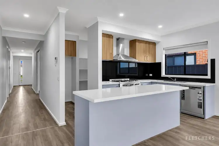 20 Saltaire Drive