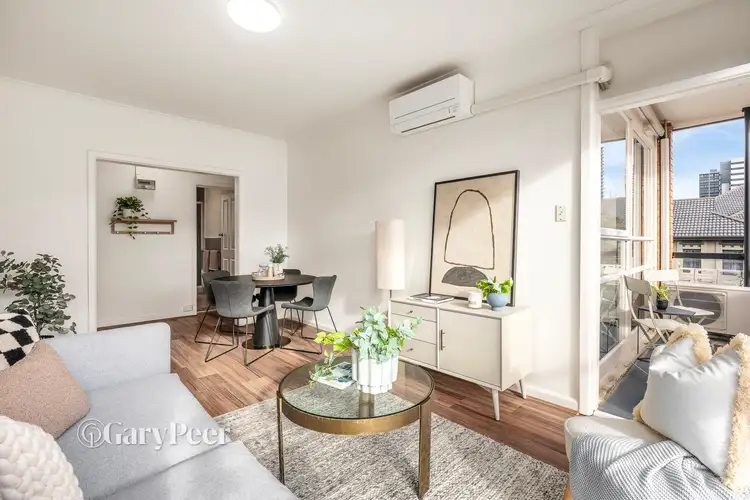 26 Charnwood Crescent