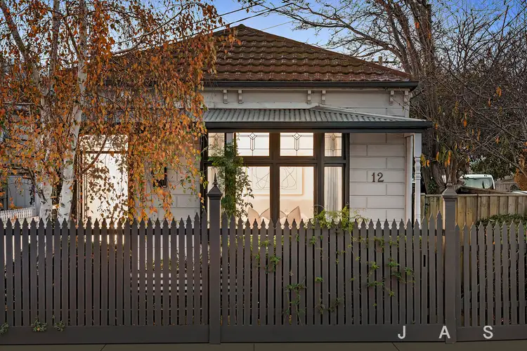 12 Buckingham Street