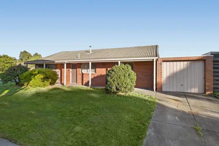 12 Endeavour Drive