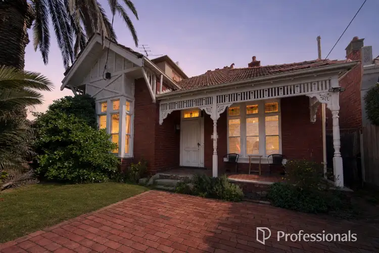 19 Spenser Street