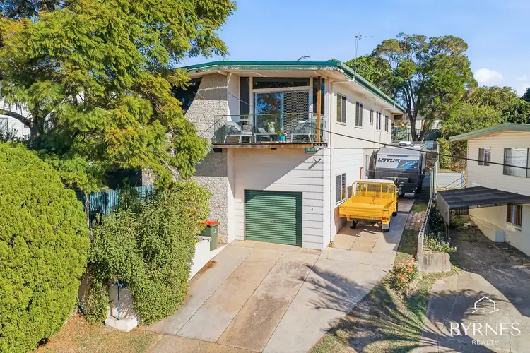 4 Carol Street