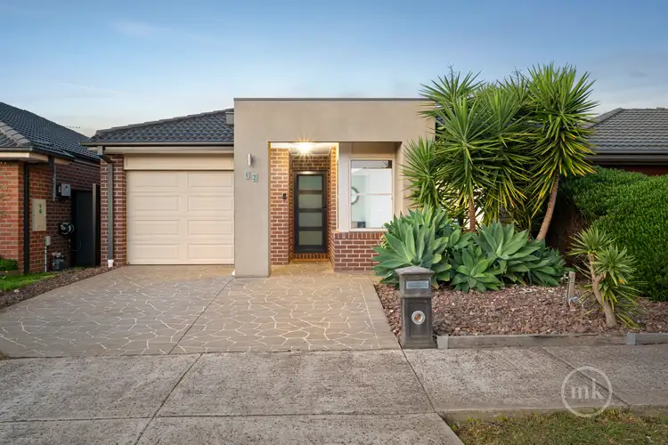 12 Dalwhinnie Close