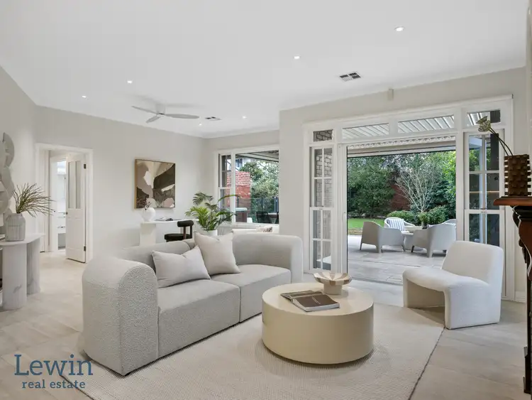 15 Eblana Avenue