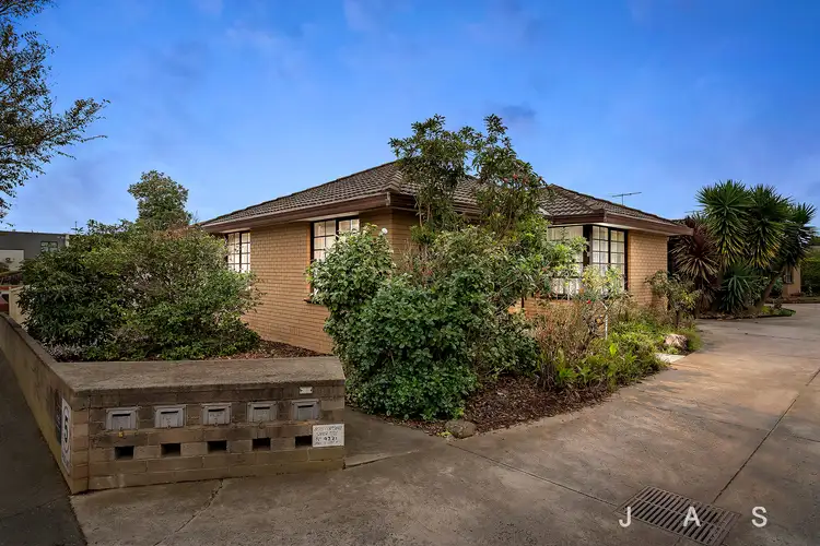 614 Barkly Street