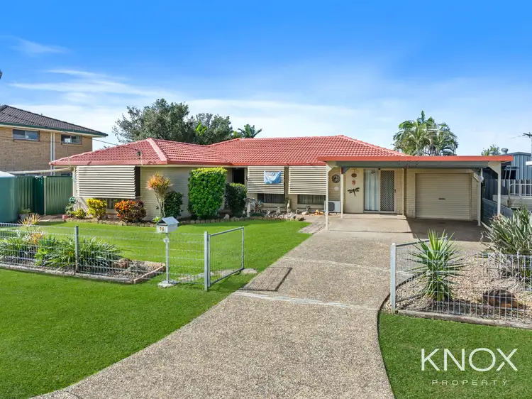 16 Carlyon Street