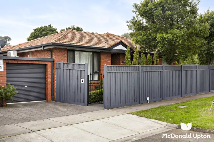 972 Mt Alexander Road