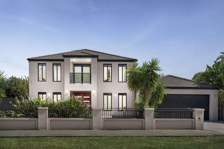 14 Chartwell Crescent