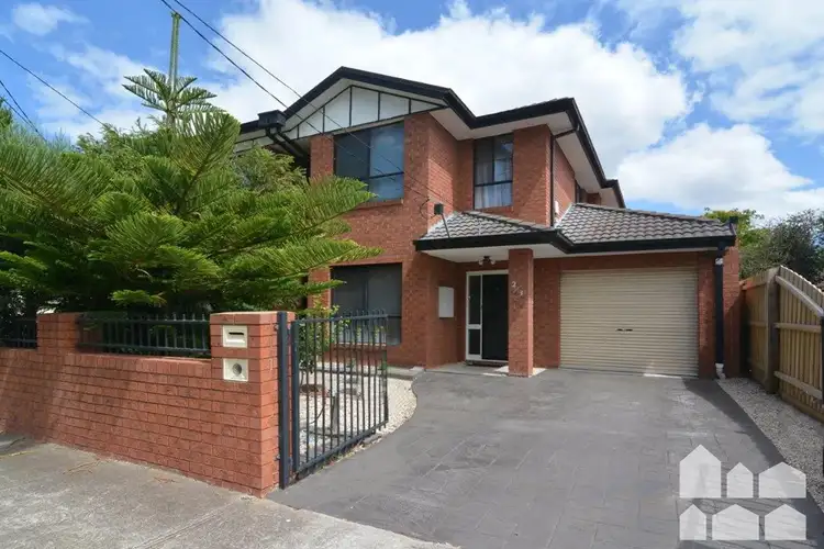 3 Sonley Street