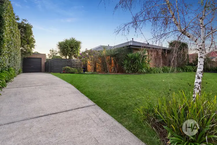 18 Clarendon Drive