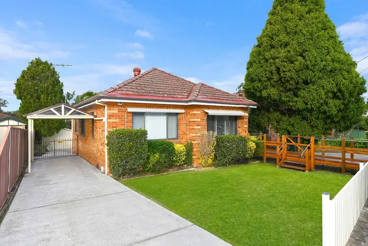 38 Rosa Street