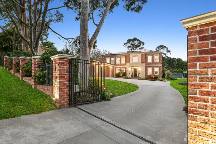 2 Flannery Court