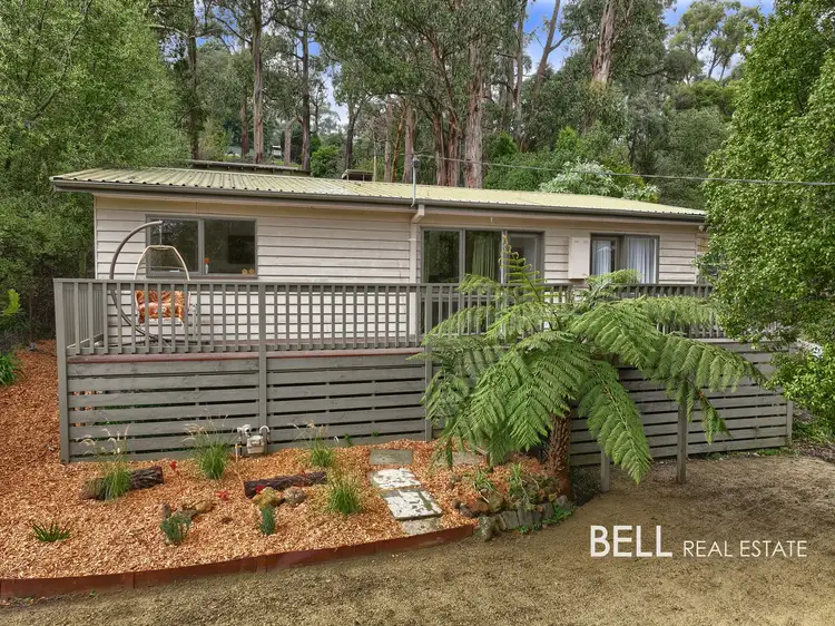 18A Church Crescent