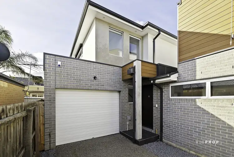 8 Lynch Road