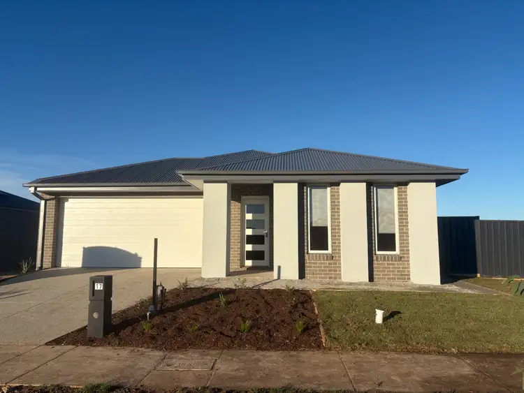 17 Davcon Drive