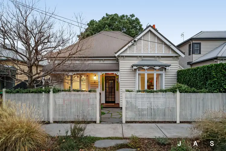 21 Mackay Street