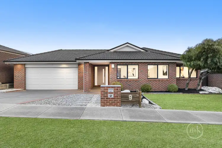 9 Breenview Place