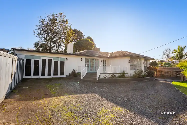 1633 Ferntree Gully Road