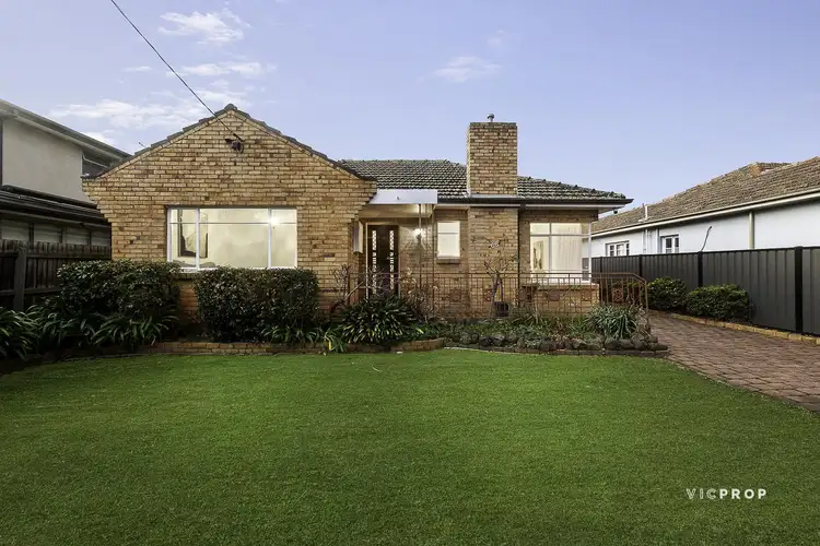 66 Glenroy Road