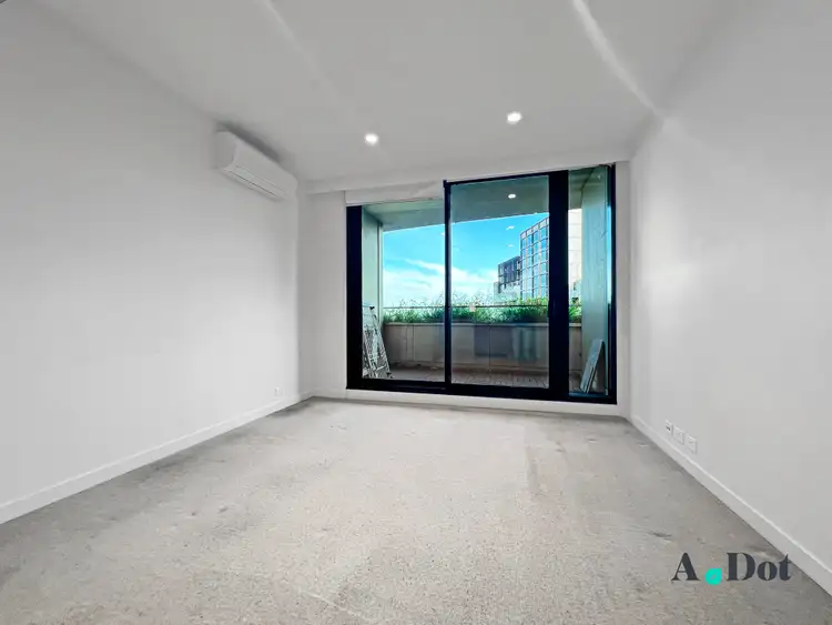 8 Daly Street