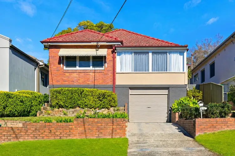 14 Mountbatten Street