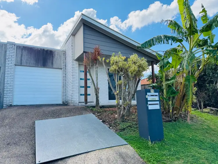 20 Tattler Street